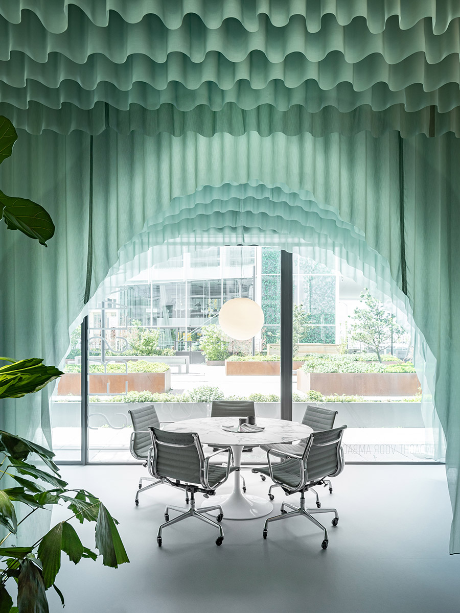 Siersema en Ámsterdam, Beyond Space