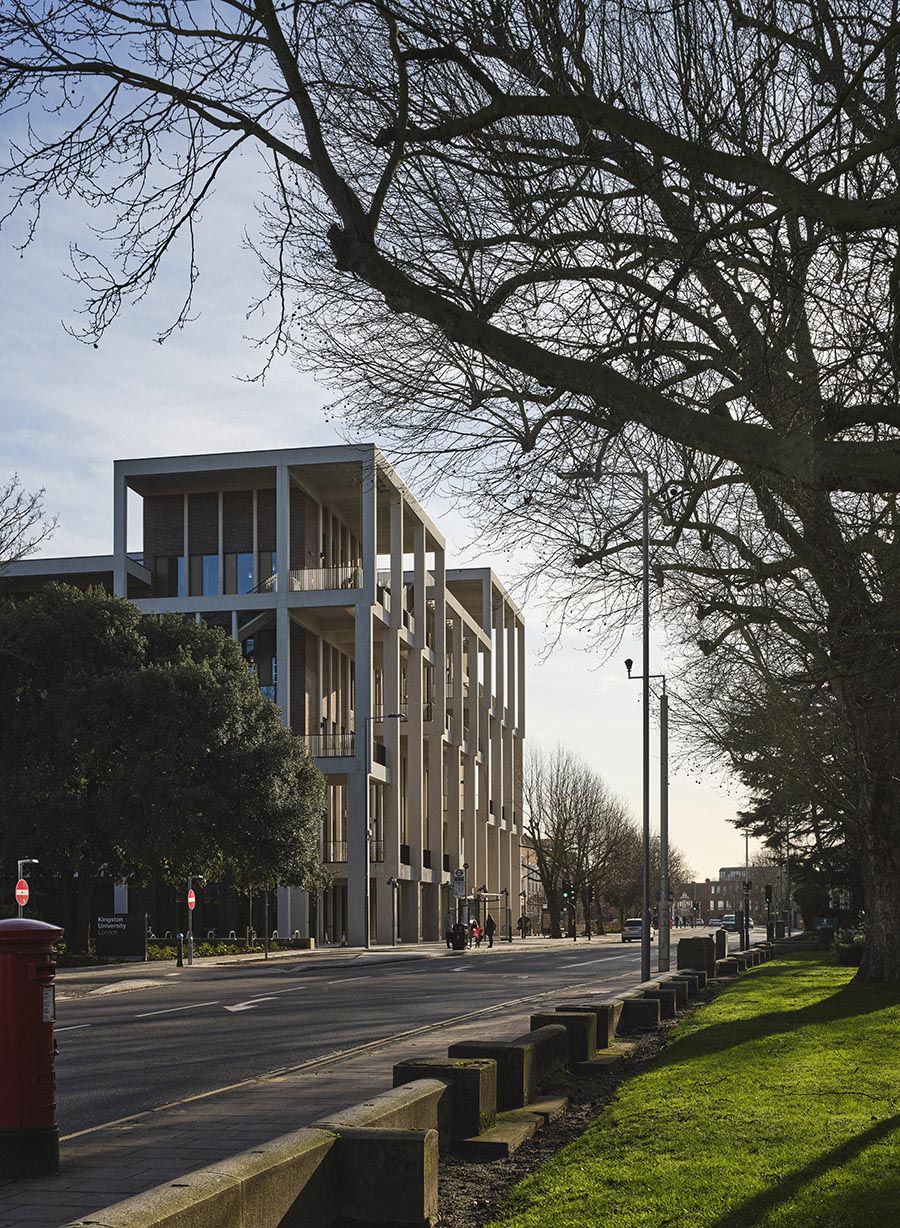 Town House Kingston University de Grafton Architects