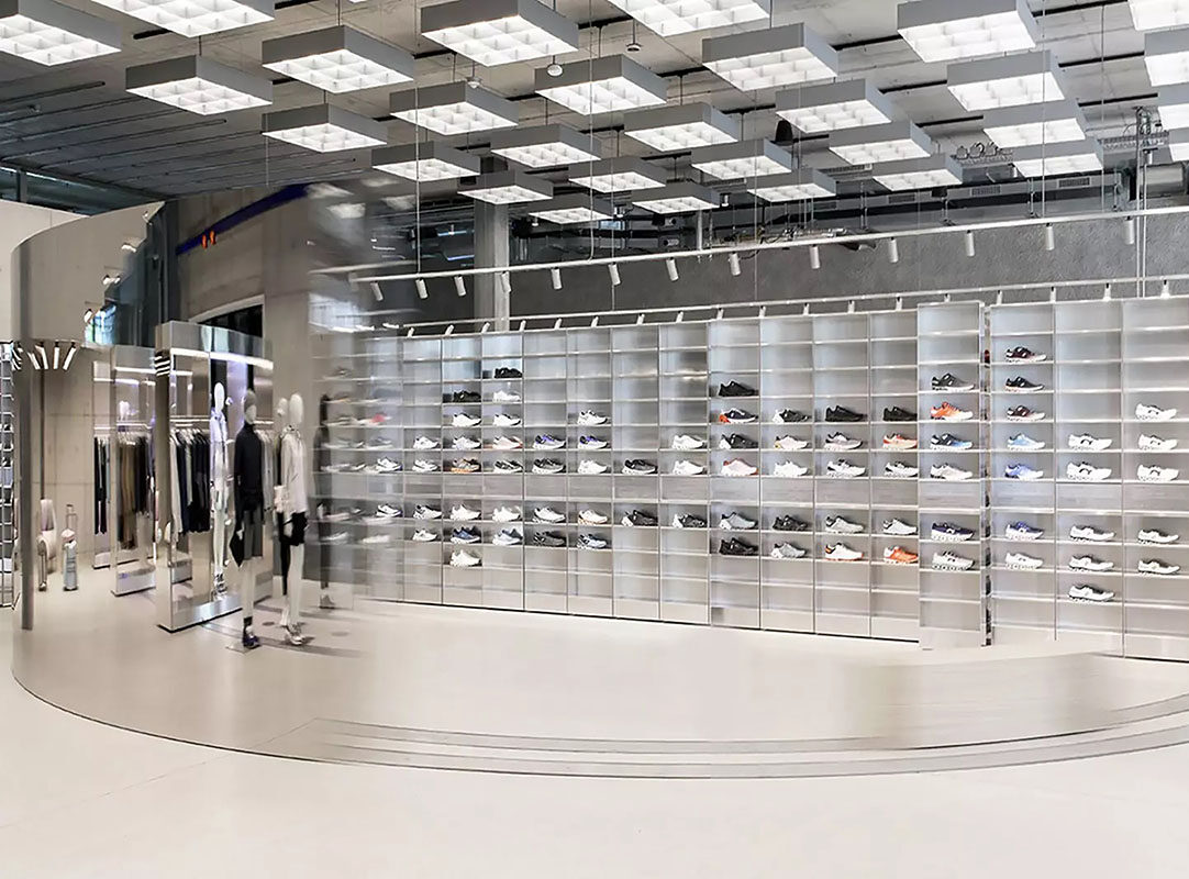 Spillmann Echsle, Specific Generic, On Labs