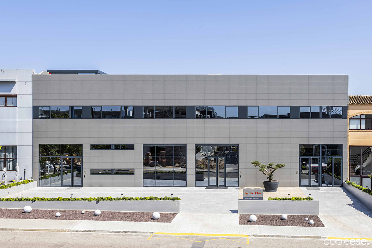 Dobleese Estudio para Polymer Char