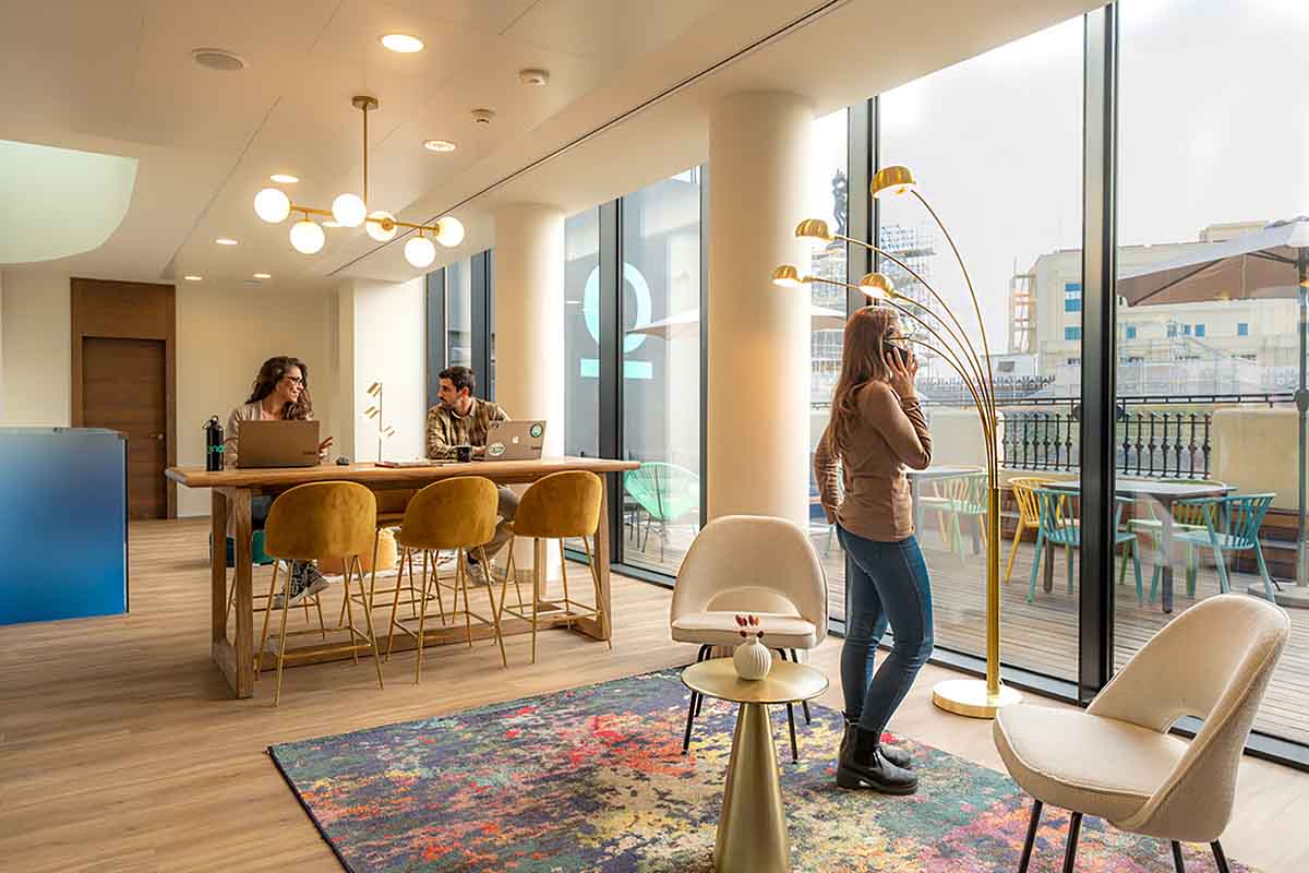 Xavi Bassons, Monday