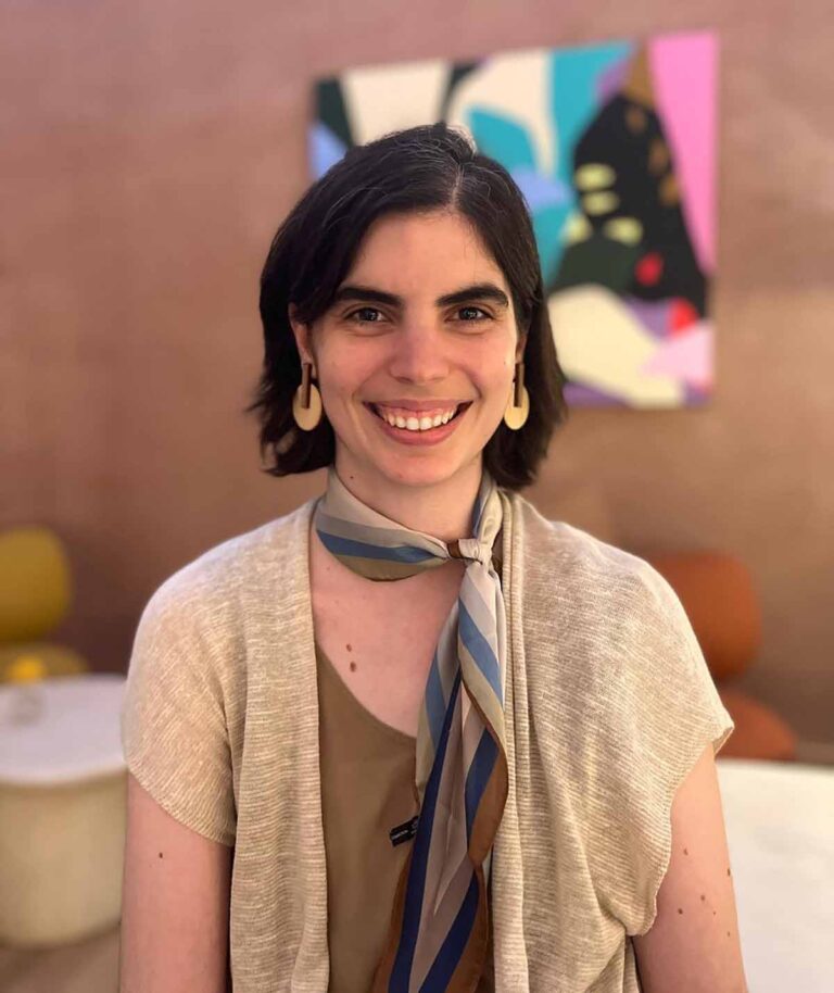 María Lledó Cisneros Catalán, silla adaptativa