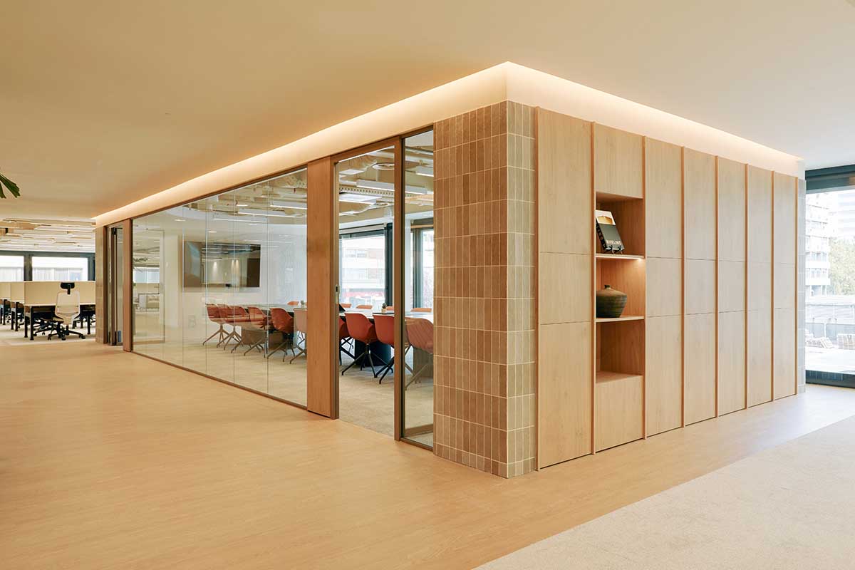 One Trust Madrid, Roto Estudio