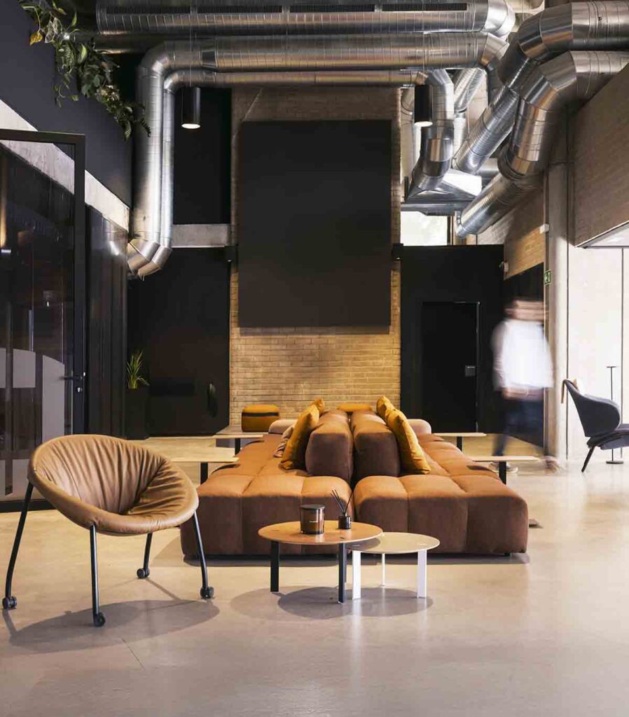 The Therminal Hub, Ricardo Orts, Héctor Muñoz