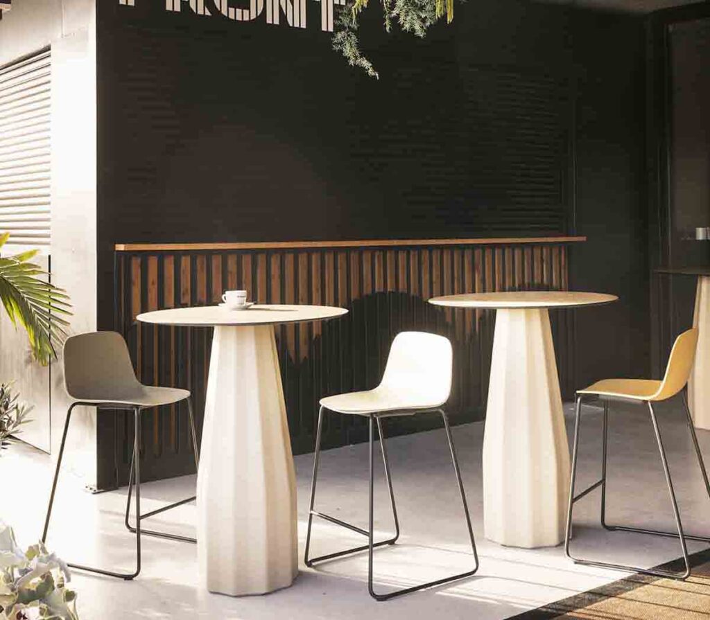 The Therminal Hub, Ricardo Orts, Héctor Muñoz