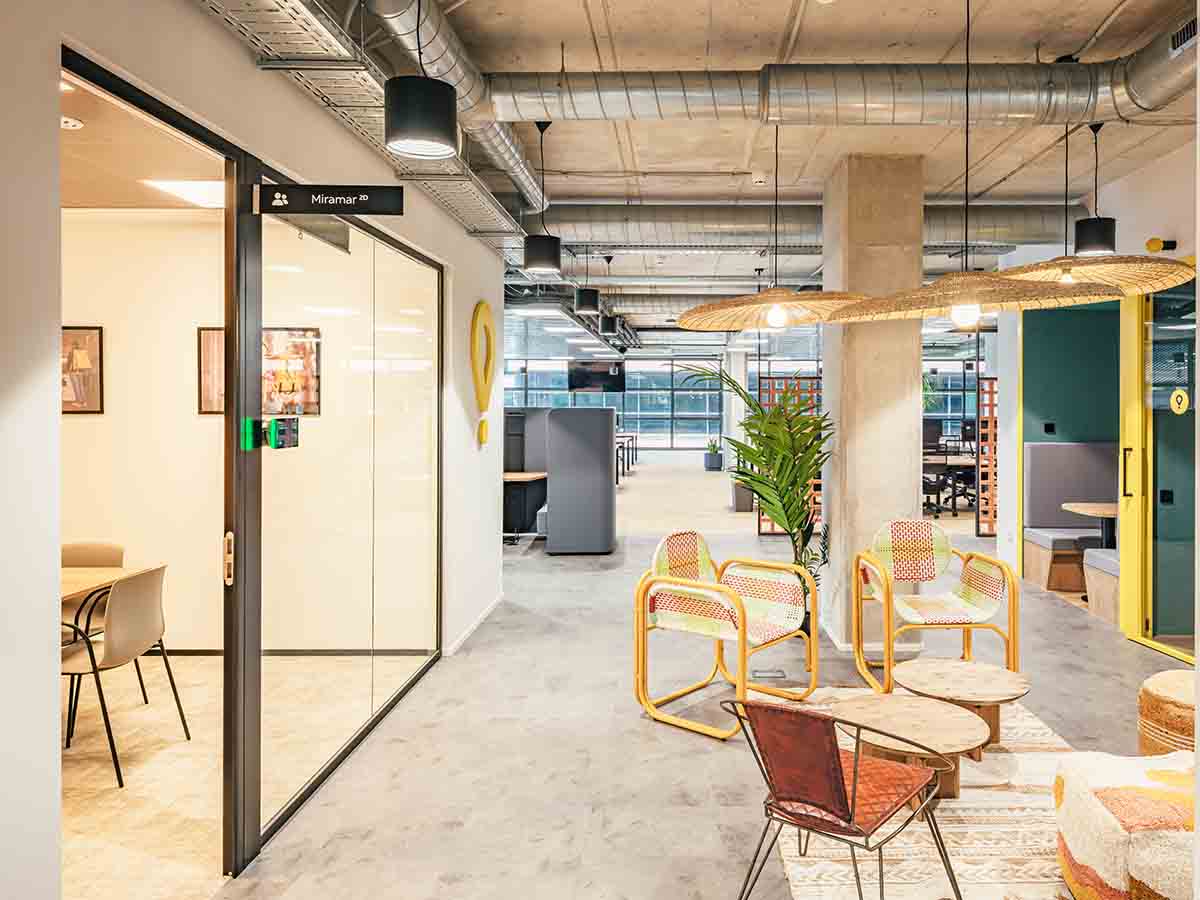Glovo Barcelona, Vivim Studio