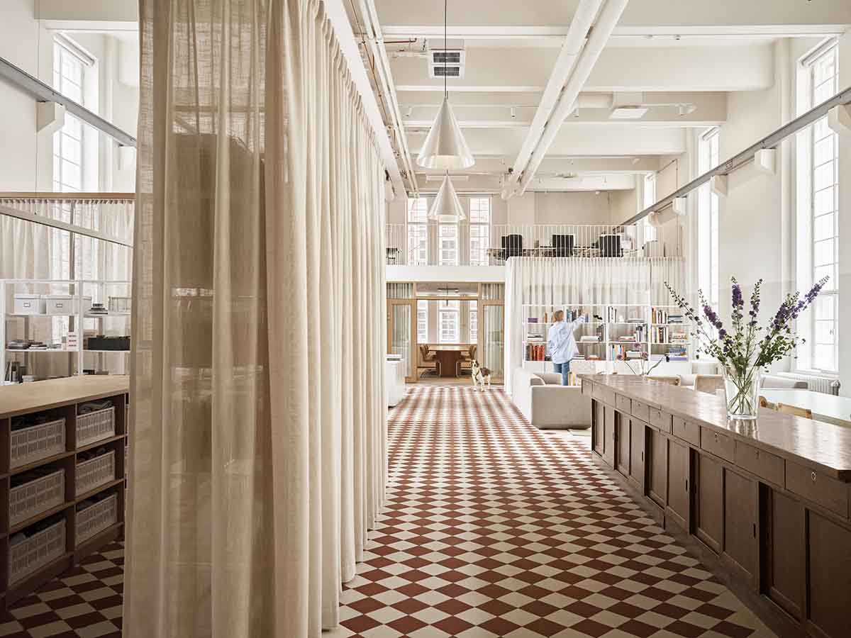 Fyra, Konelabra, Helsinki