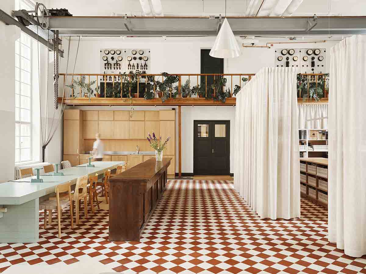 Fyra, Konelabra, Helsinki