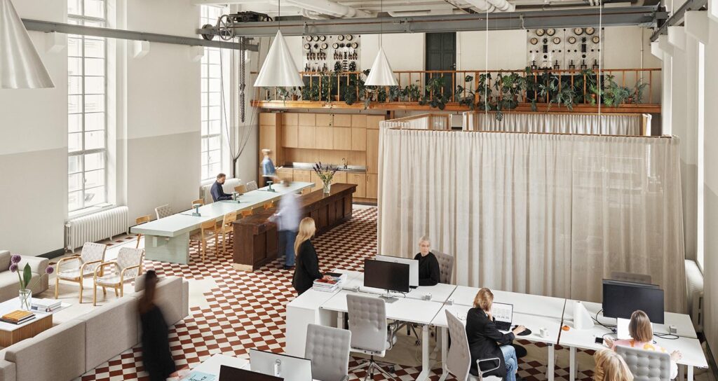 Fyra, Konelabra, Helsinki